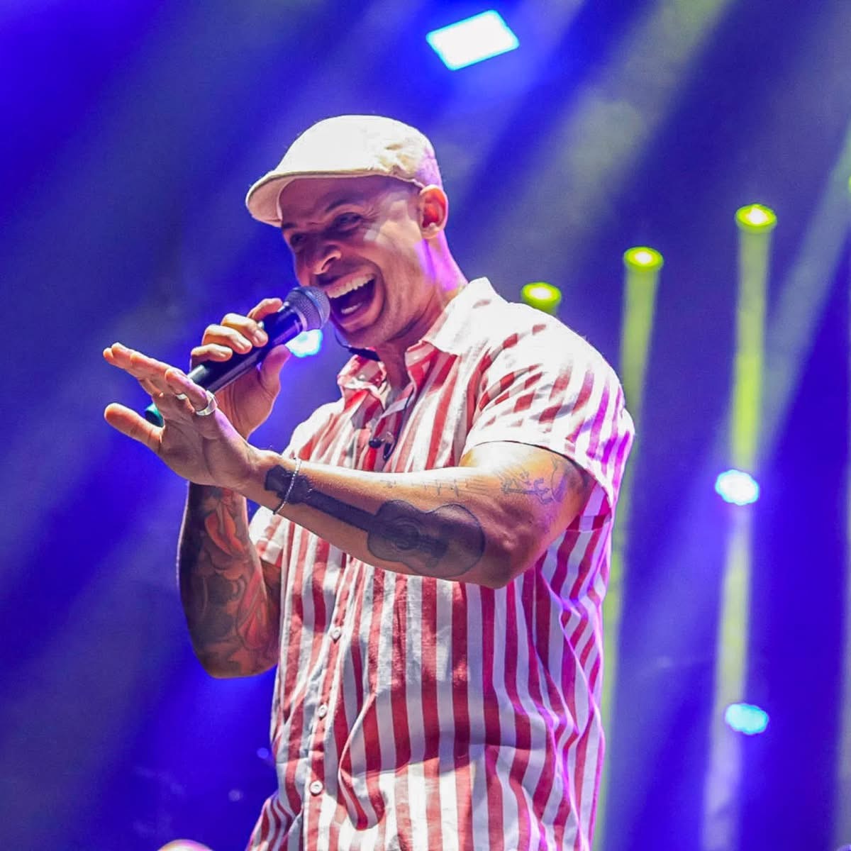 Juan Santiago - Artista Musical