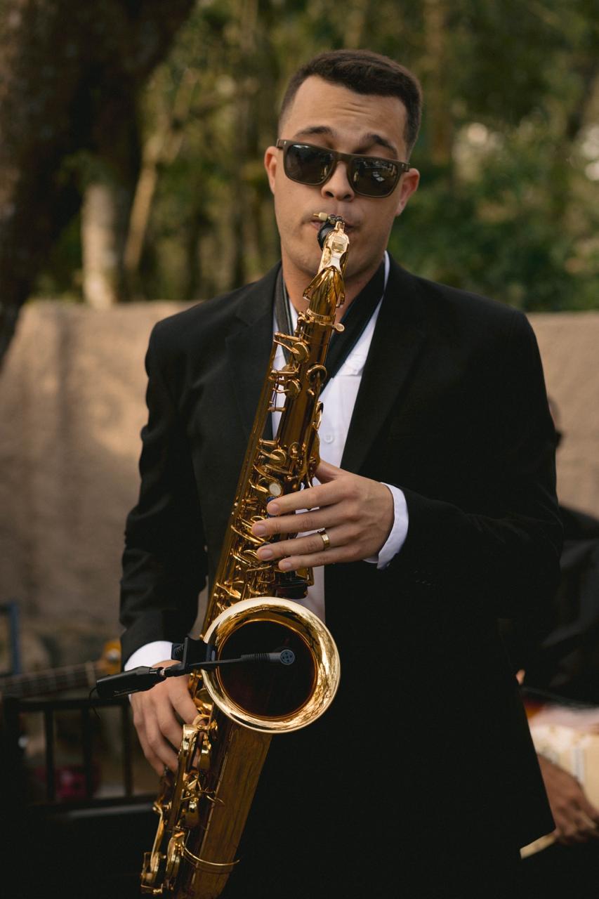 Matheus Zamengo - Saxofonista - Artista Musical