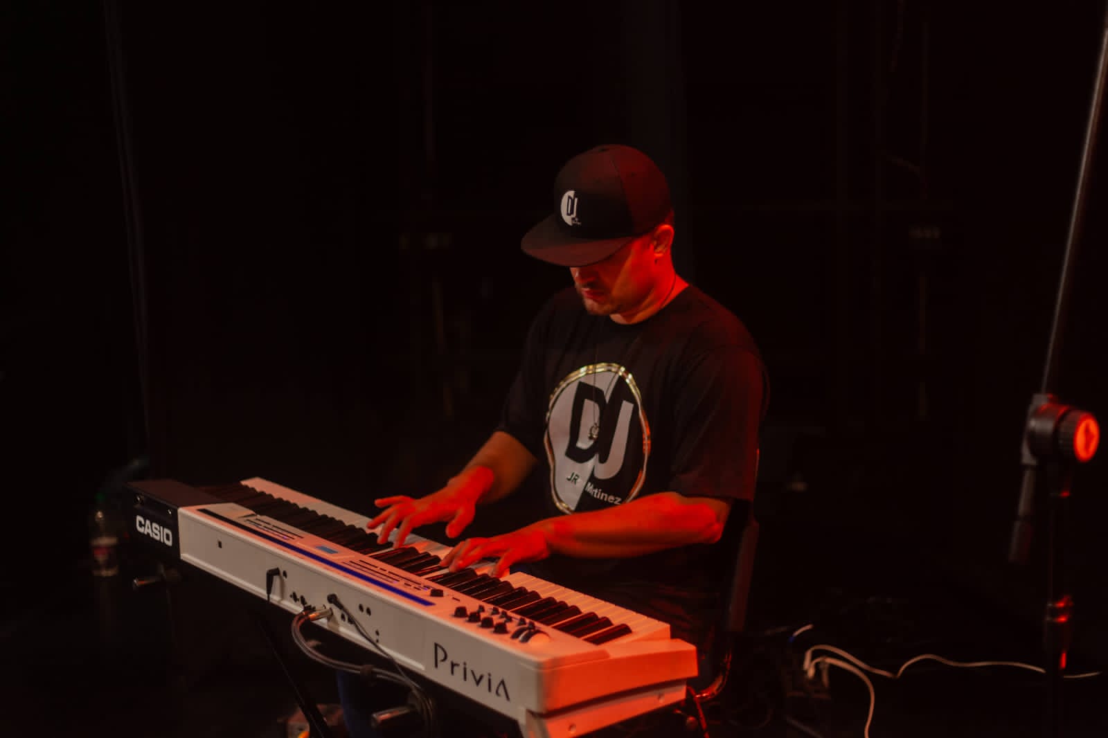 Antônio Rodeiro Martinez Junior - Artista Musical